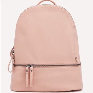 Pink bookbag. CUTE.